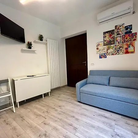 Kibilu - Centre Near Malpensa Apartment